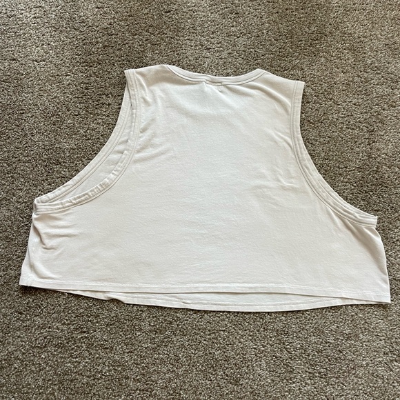 SKIMS - Muscle Tank Top Crop - Picture 3 of 5